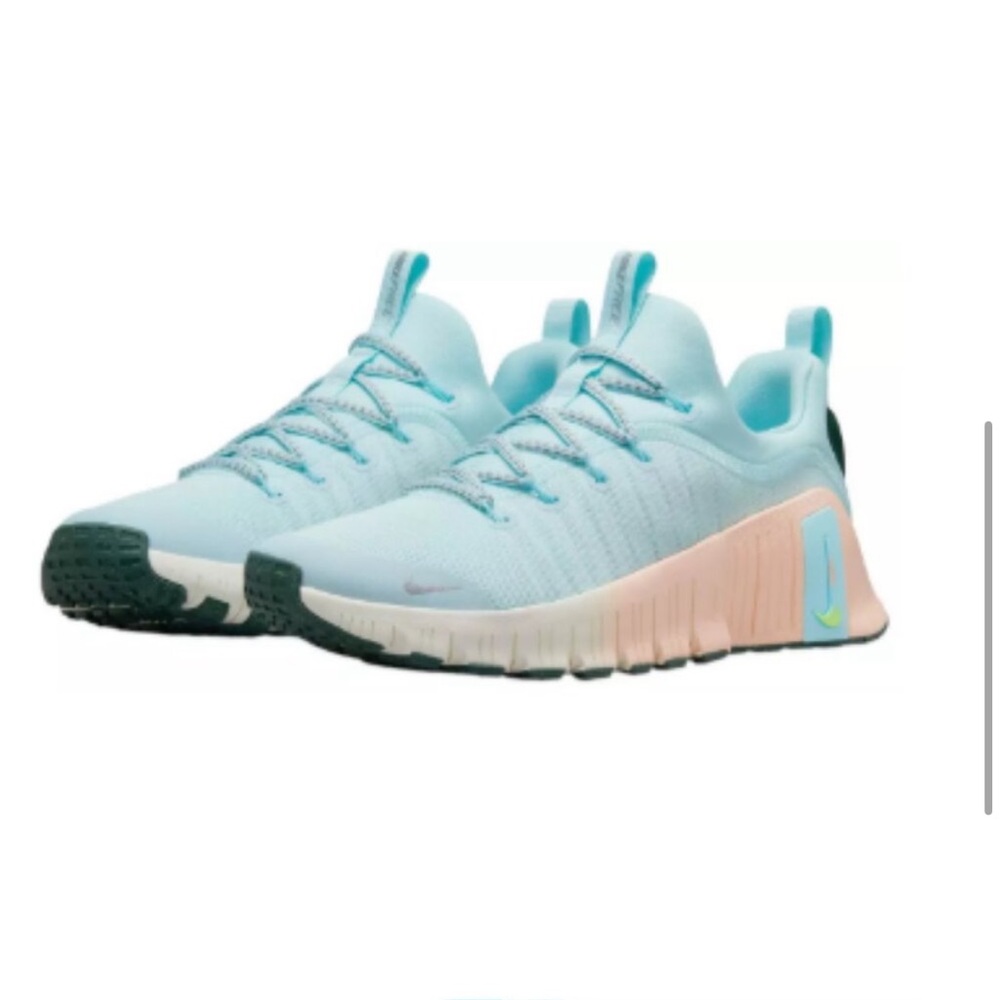 Nike Women's Free Metcon 6 Training Shoes-Color: Glacier Blue/Metal Silver